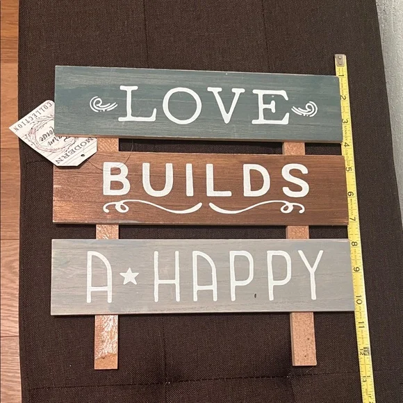 #1095+ Rustic Love Builds a Happy Home Wall Sign “12X12” - Picture 3 of 4